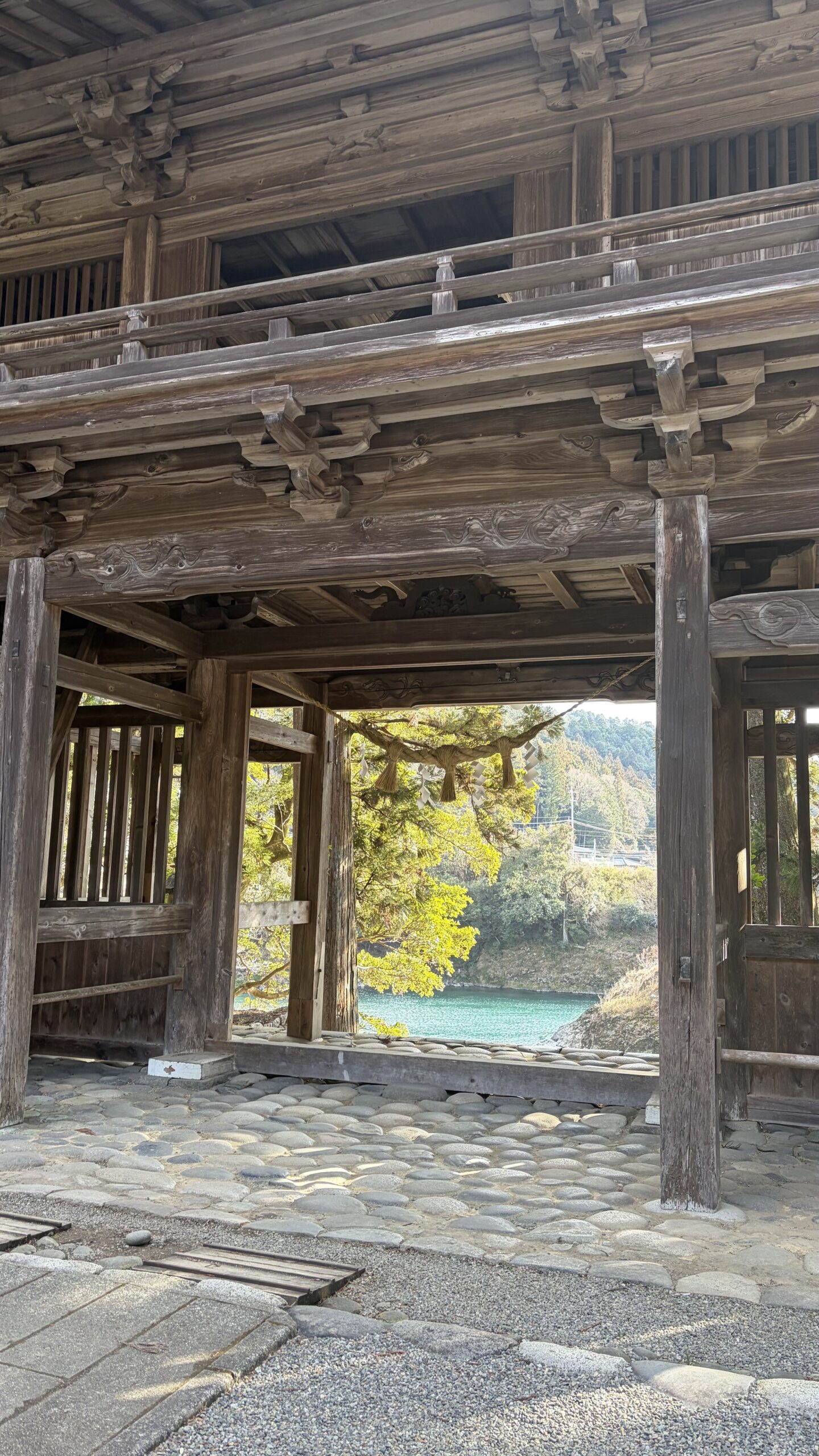 自然を感じる場所へ。